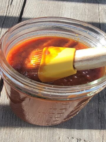 Dried cherry chili Colorado barbecue sauce