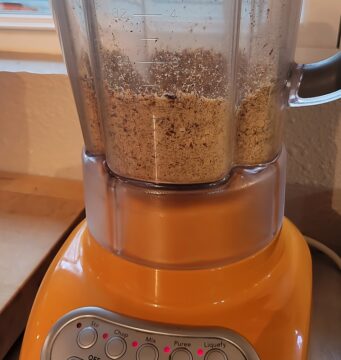 roasted almonds blended in blender cup
