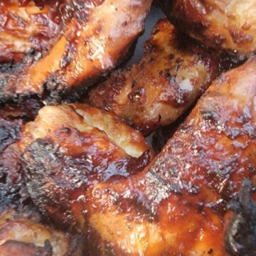 close up of finished chicken wings