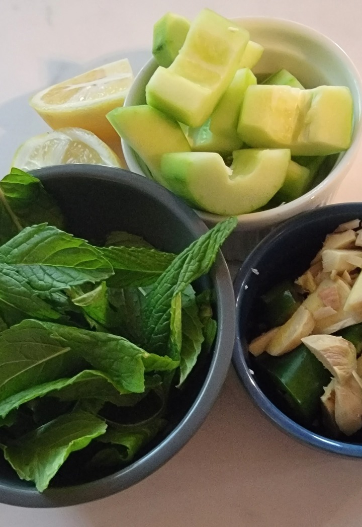 mint chutney ingredients: peeled and cored cucumber, lemon, fresh mint, ginger, and jalapeno